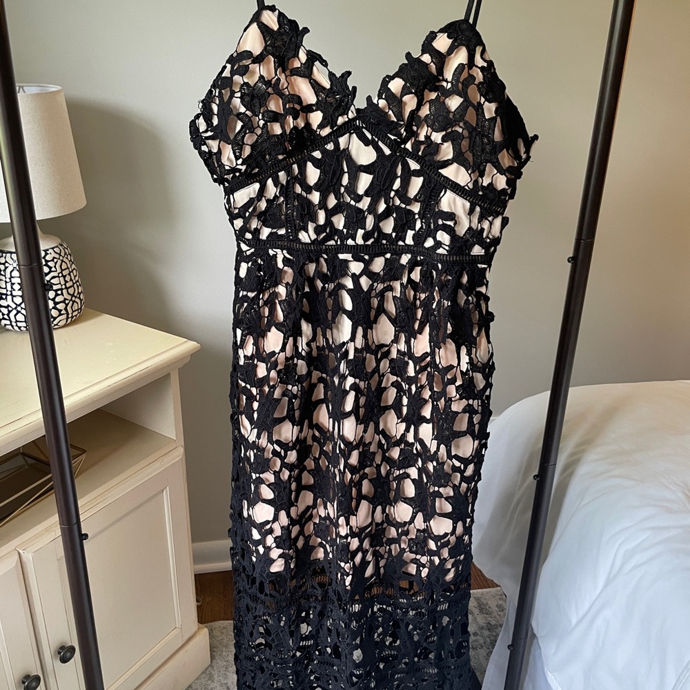 Elegant Black Lace Dress